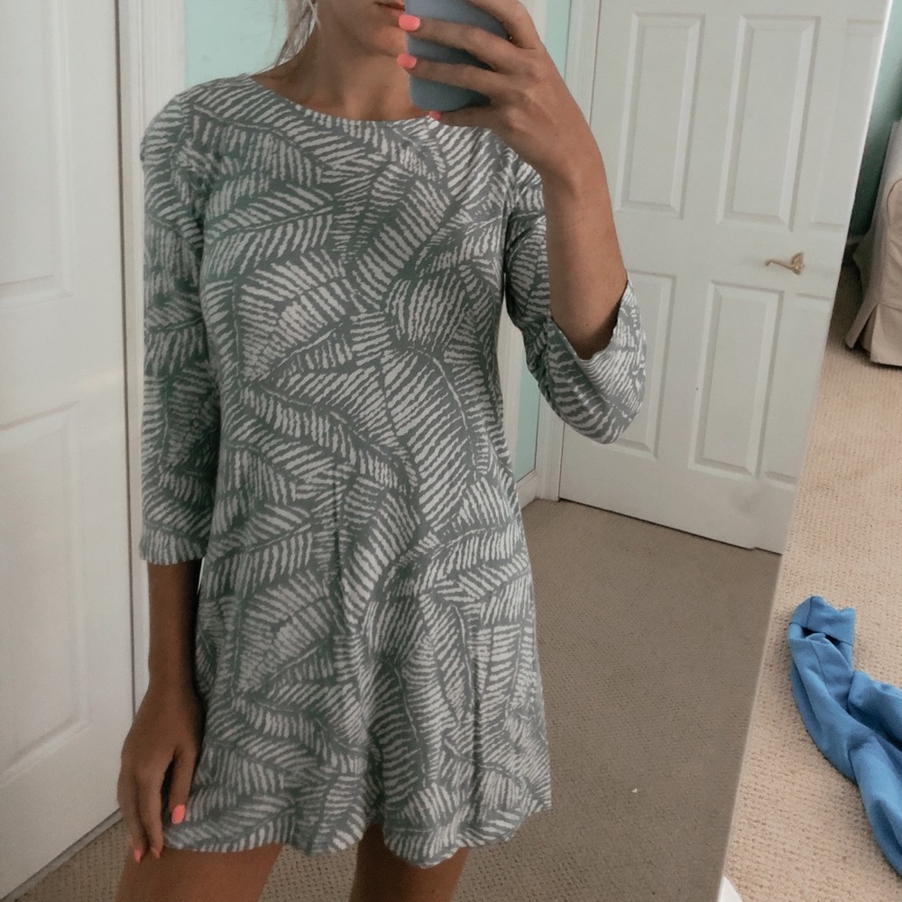 Hourglass Lilly Print Dress